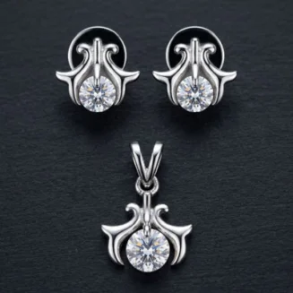 Starlight Spark Pendant Set