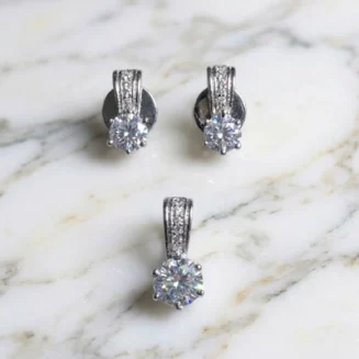 Luxe Charm Pendant Set